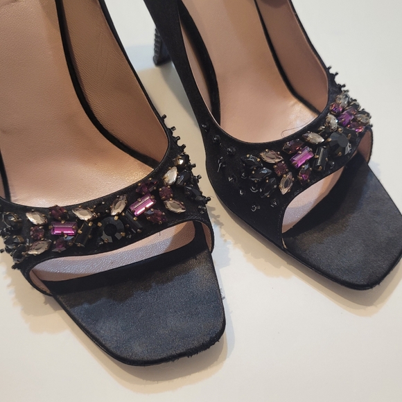 Prada black satin embellished pumps size 40 - Picture 2 of 16